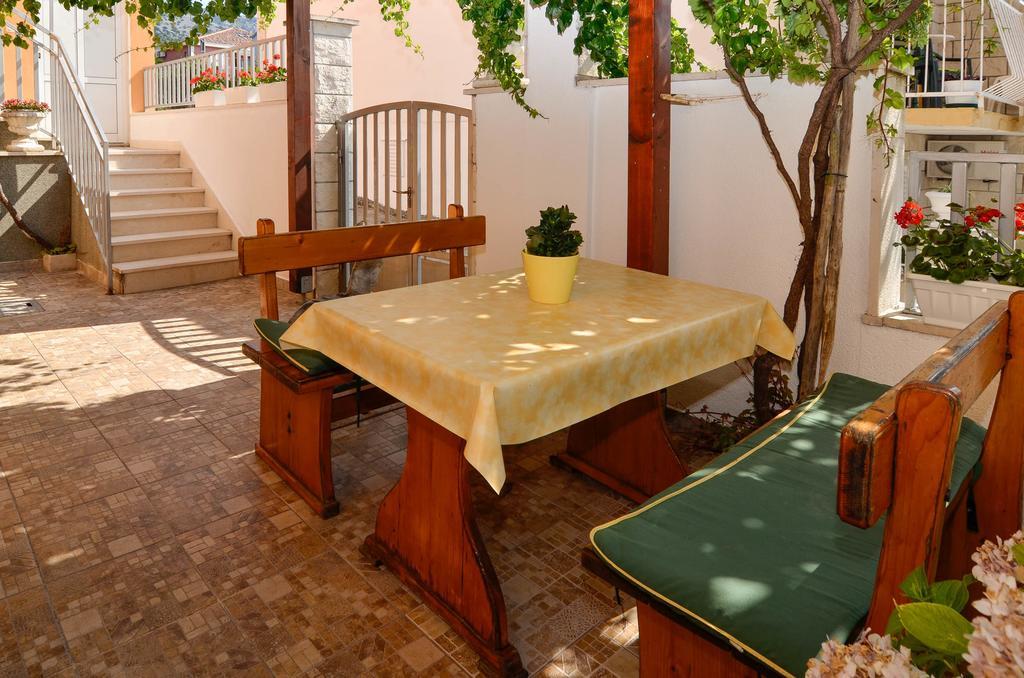 Apartments Karla أوروبيتش الغرفة الصورة